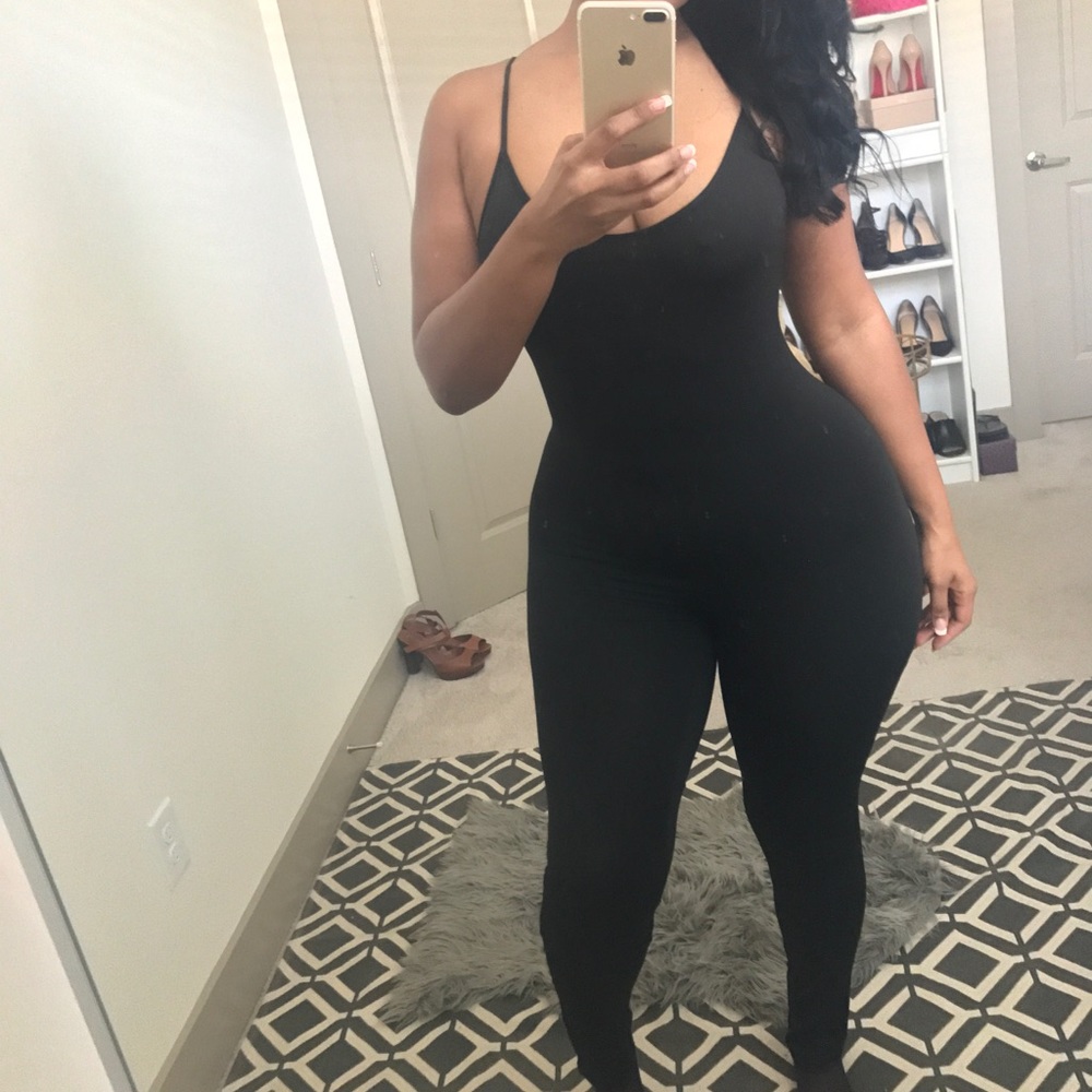Sexy NWOT Jumpsuit! Multiple Colors - Picture 6 of 7